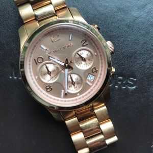 Michael Kors rose gold watch